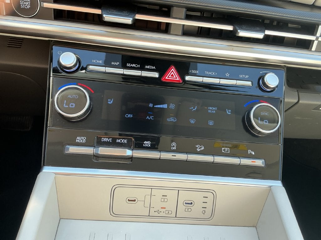 2025 Hyundai SANTA FE SEL