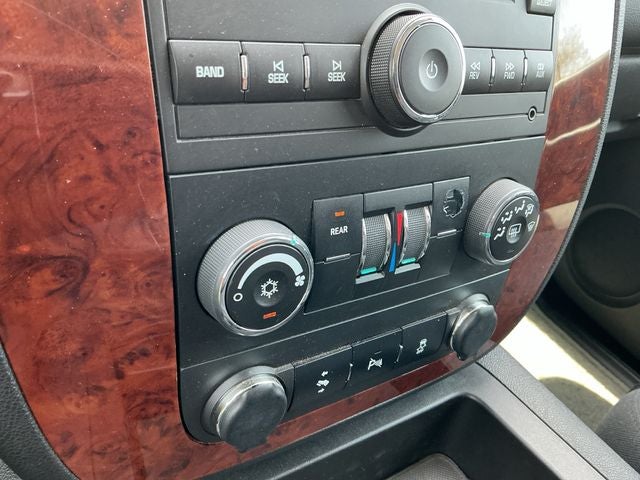 2013 Chevrolet Suburban LS