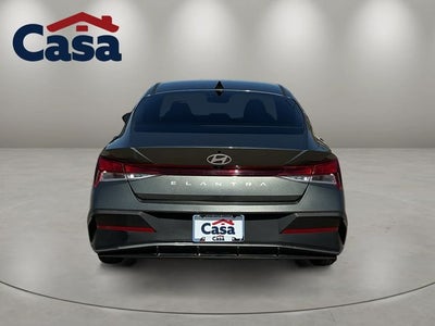 2024 Hyundai ELANTRA SEL