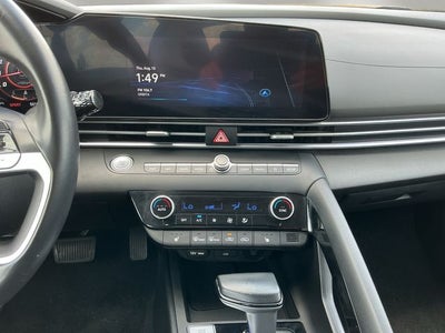 2025 Hyundai ELANTRA SEL Convenience