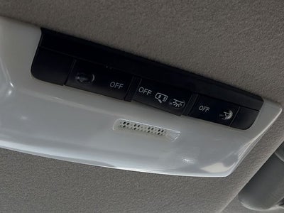 2024 Nissan Versa SR