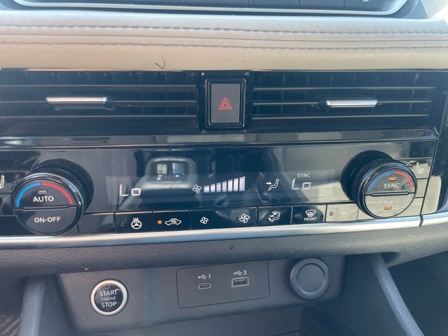 2021 Nissan Rogue SV Nissan Certified