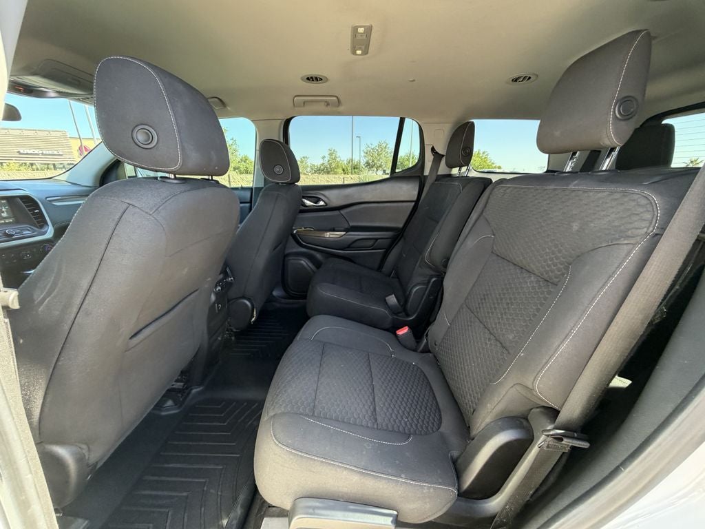 2018 GMC Acadia SLE-2