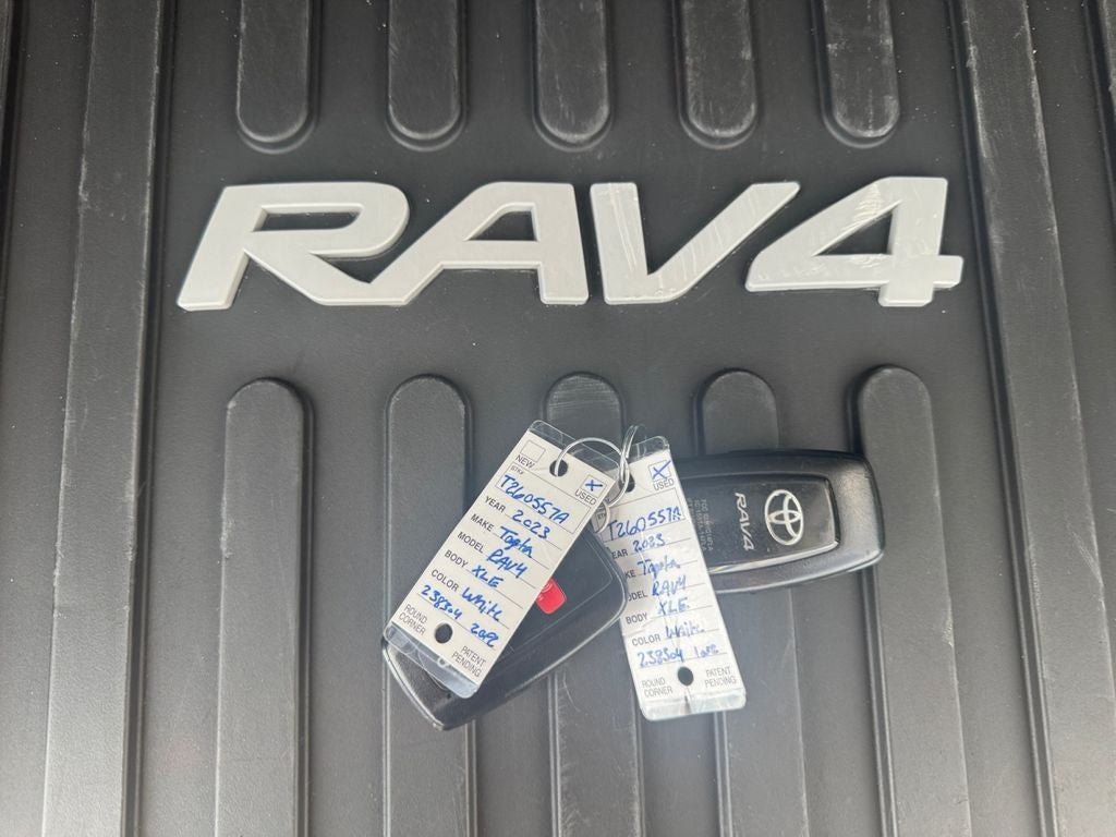 2023 Toyota RAV4 XLE