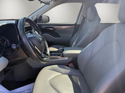 2021 Toyota Highlander Platinum