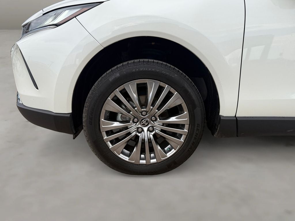 2022 Toyota Venza XLE