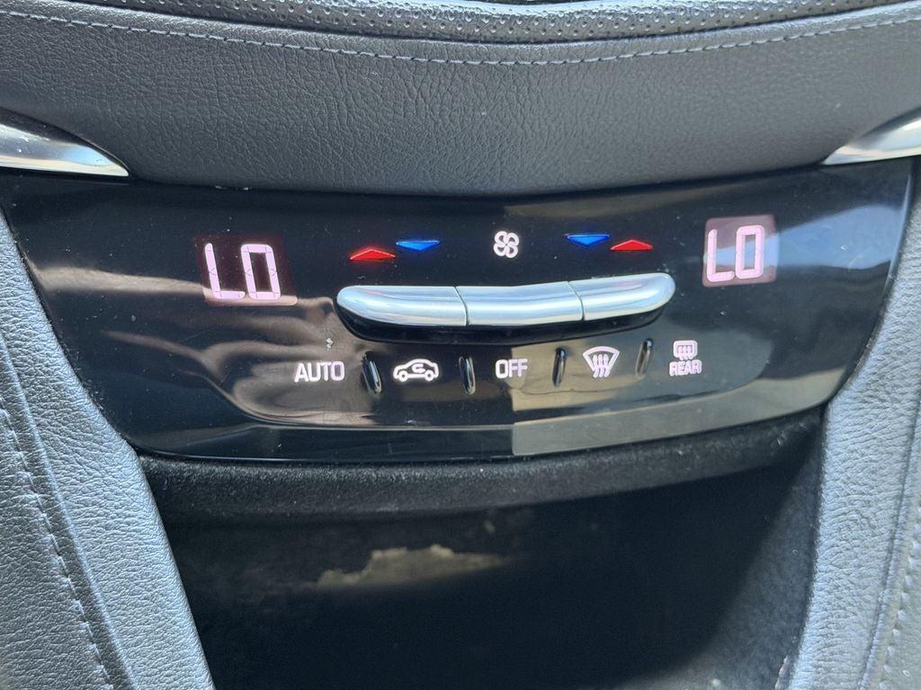 2017 Cadillac XT5 Standard