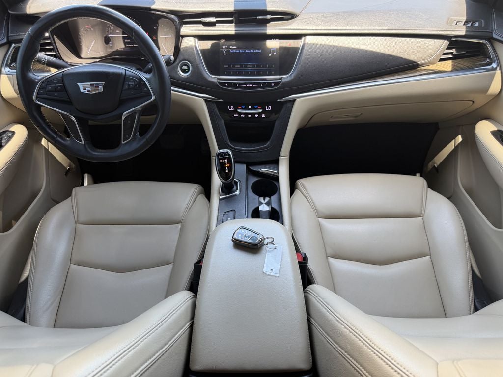 2017 Cadillac XT5 Standard