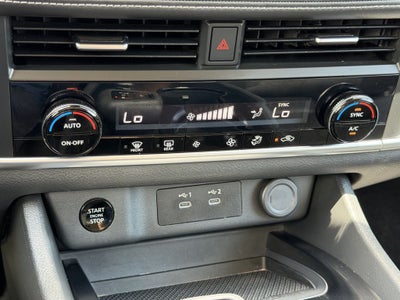 2025 Nissan Rogue SV FWD