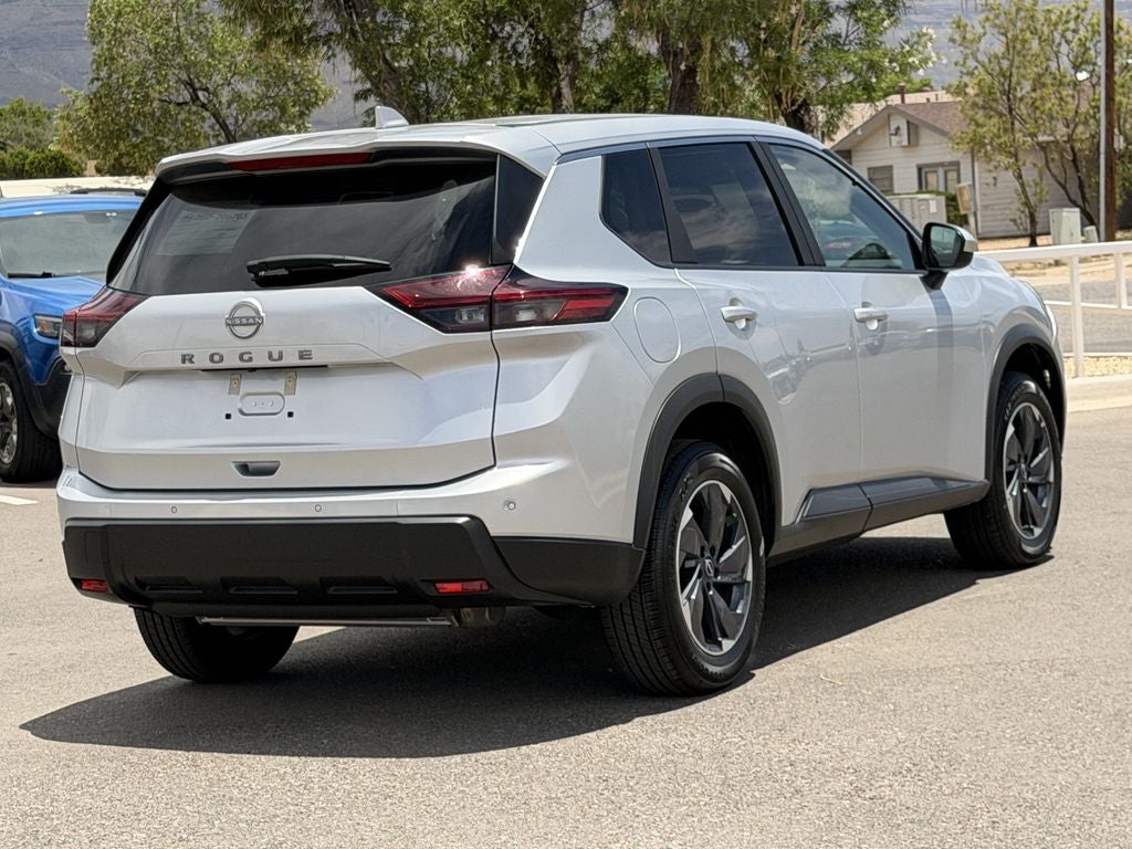 2025 Nissan Rogue SV FWD