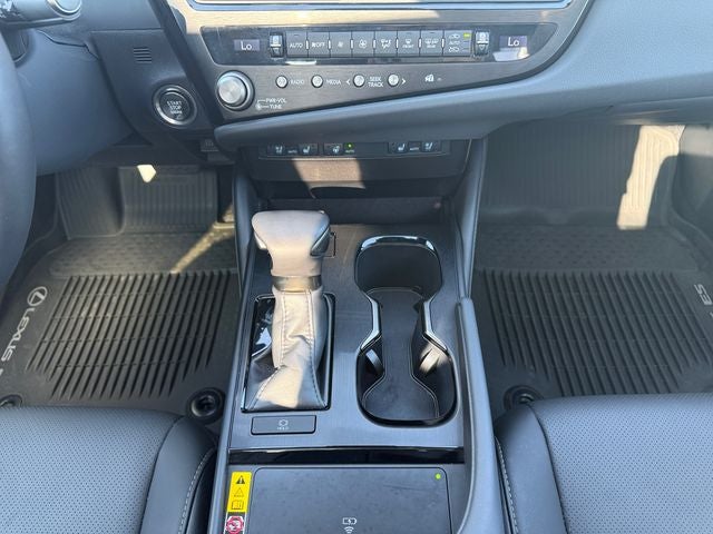 2025 Lexus ES 350