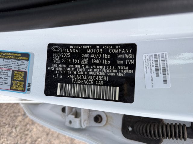 2025 Hyundai ELANTRA HYBRID Limited