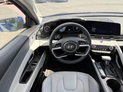 2025 Hyundai ELANTRA Limited
