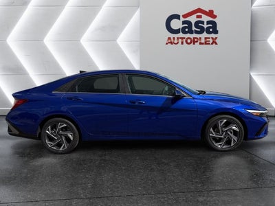 2025 Hyundai ELANTRA Limited