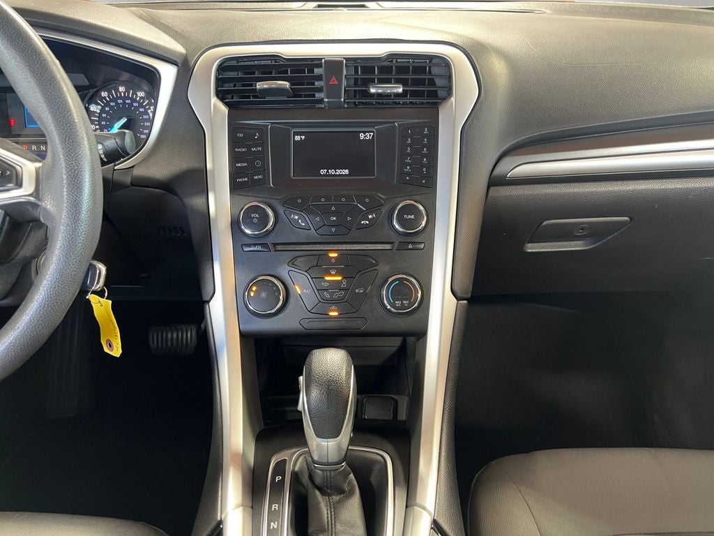 2016 Ford Fusion S
