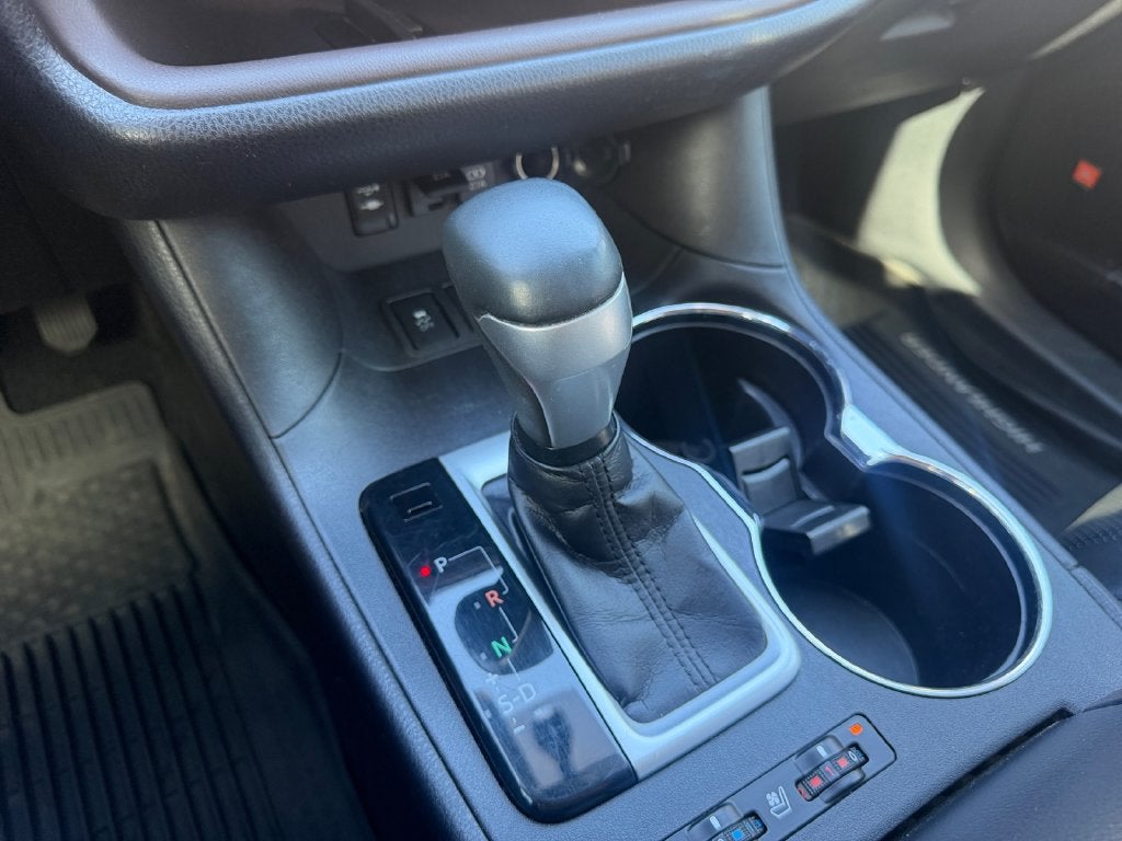 2019 Toyota Highlander Limited Platinum