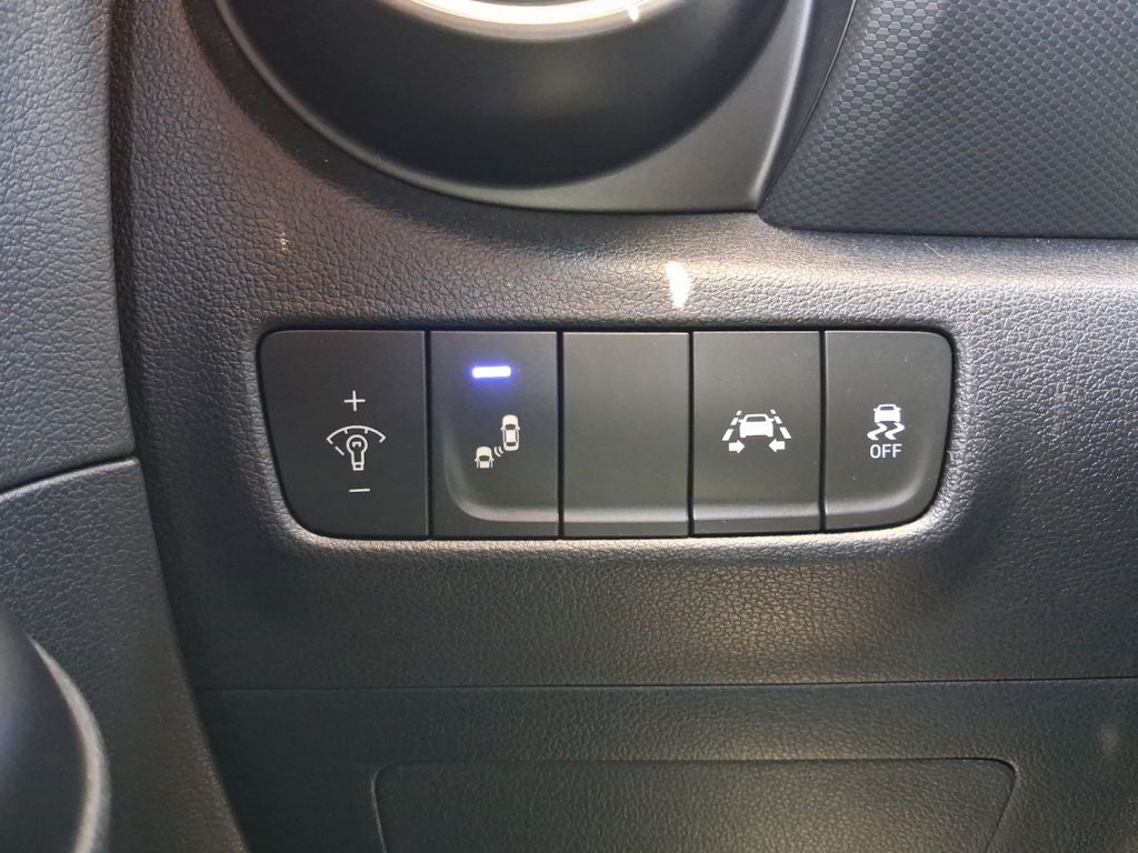 2020 Hyundai KONA SEL