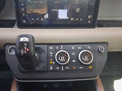 2020 Land Rover Defender 110 SE