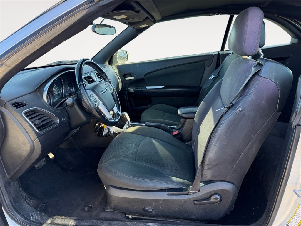 2012 Chrysler 200 Touring