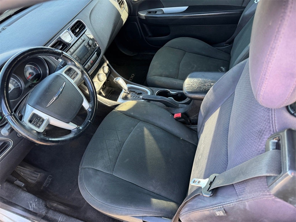 2012 Chrysler 200 Touring