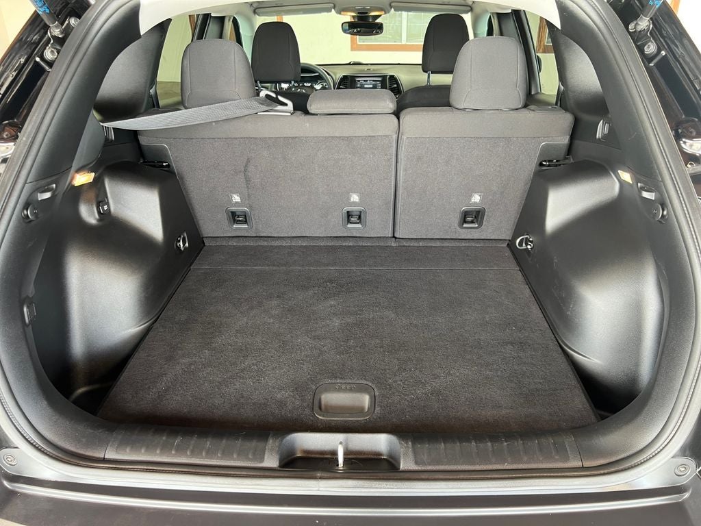 2021 Jeep Cherokee Latitude