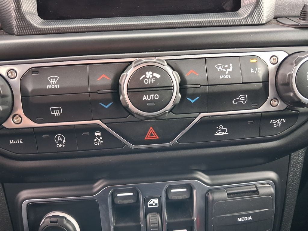 2022 Jeep Gladiator Mojave