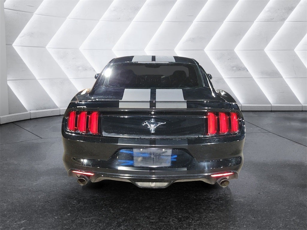 2015 Ford Mustang V6