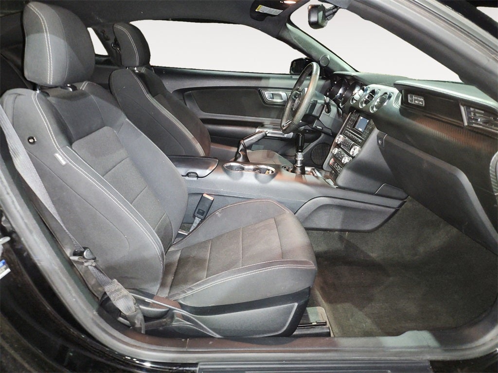 2015 Ford Mustang V6