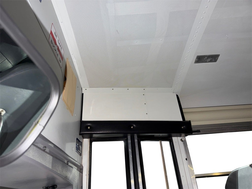 2007 Ford E-450SD Base