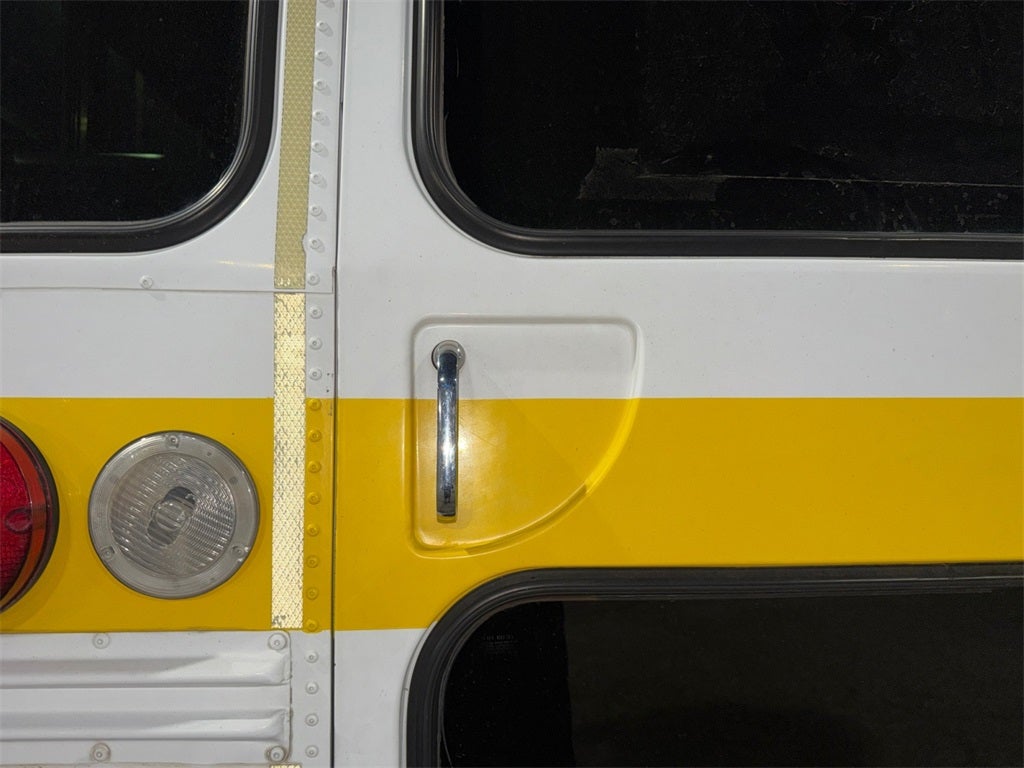 2007 Ford E-450SD Base