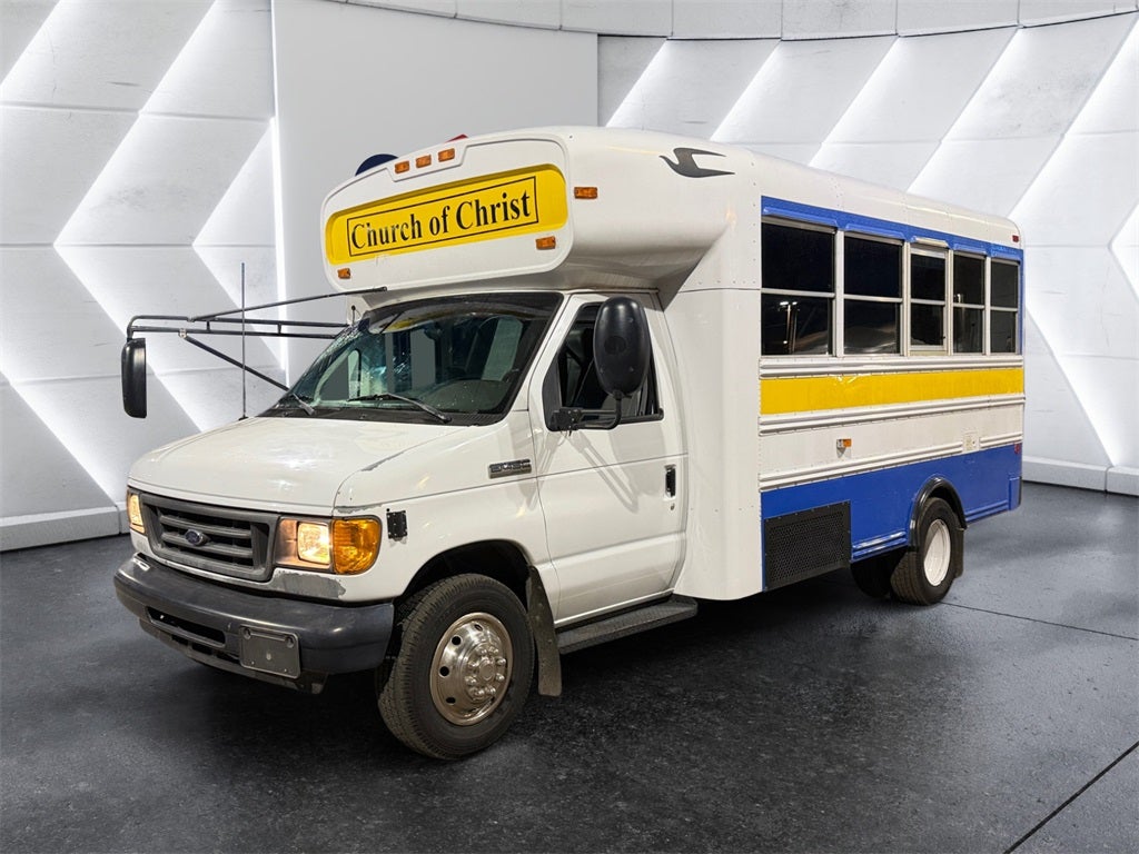 2007 Ford E-450SD Base