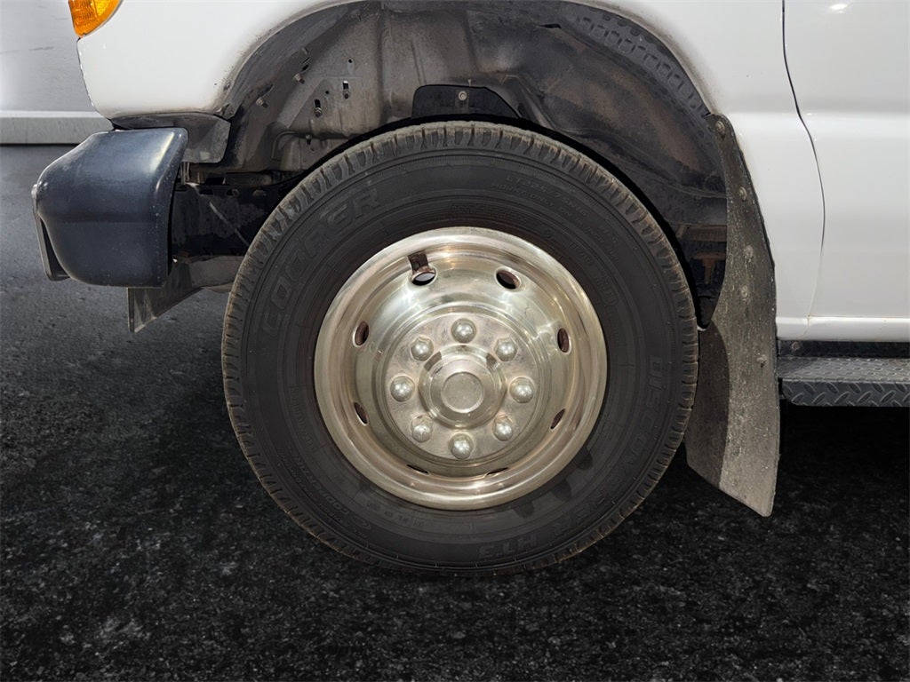 2007 Ford E-450SD Base