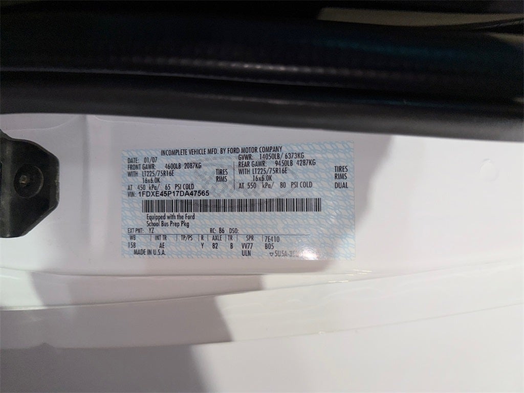 2007 Ford E-450SD Base