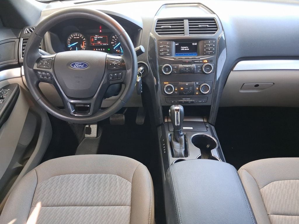 2018 Ford Explorer Base