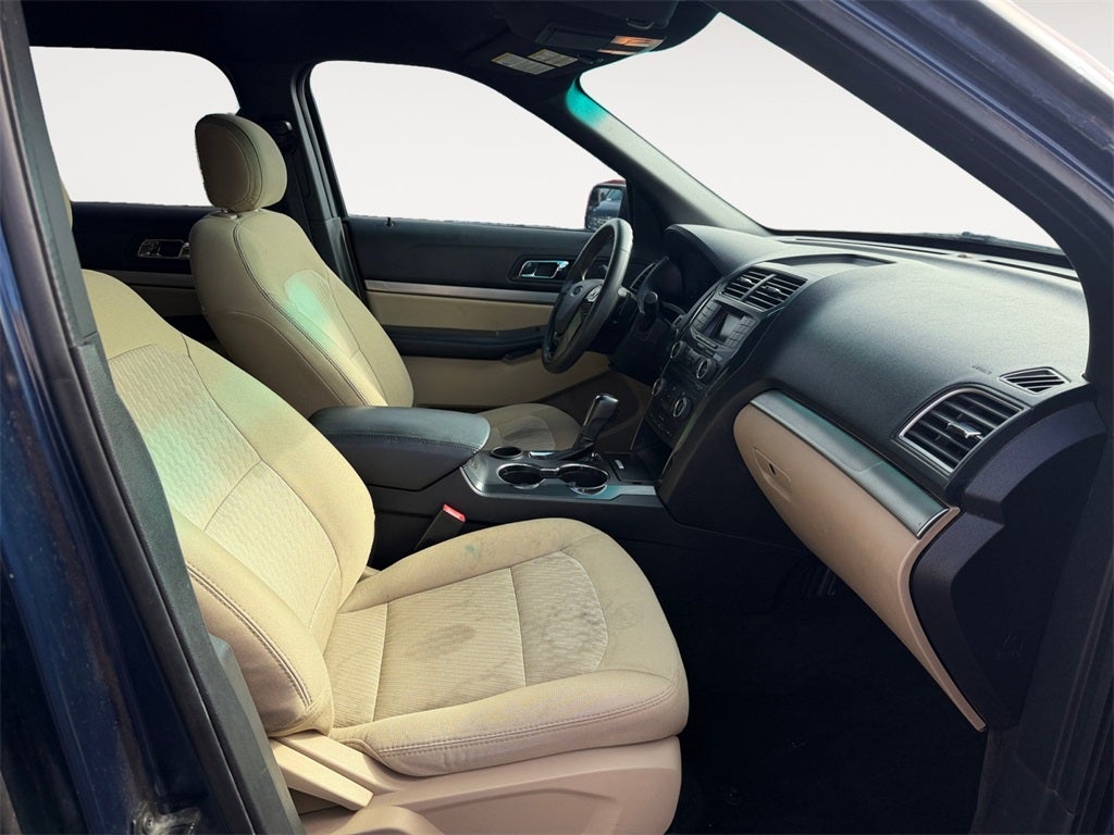 2017 Ford Explorer Base