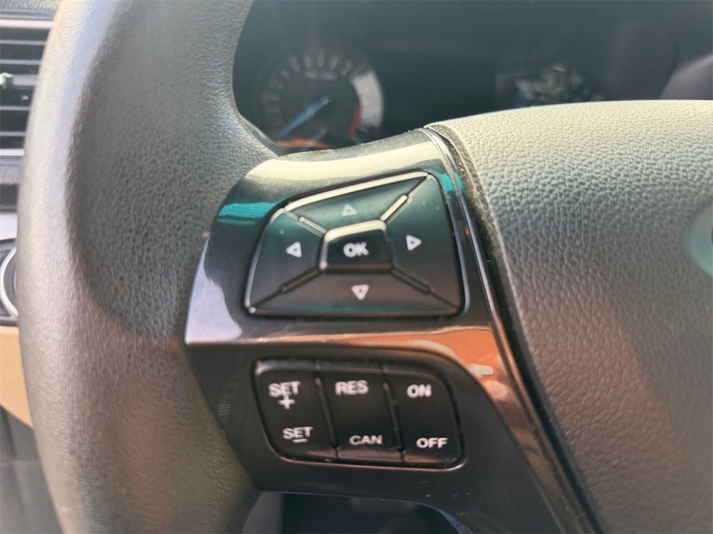 2017 Ford Explorer Base