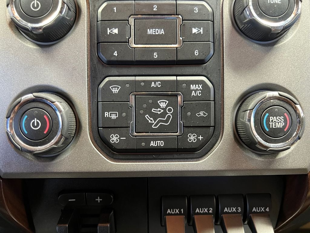 2015 Ford F-350SD Lariat