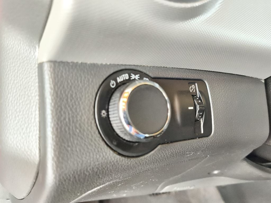 2017 Chevrolet Sonic LT