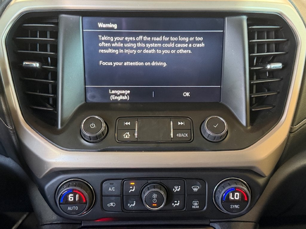 2023 GMC Acadia Denali