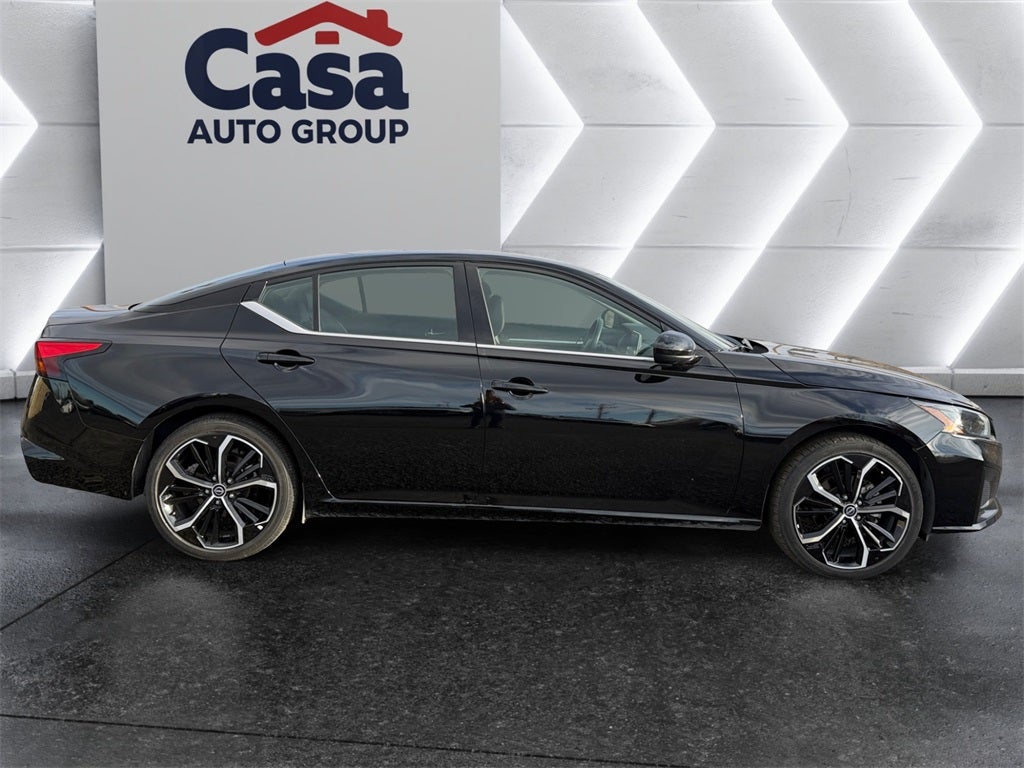 2025 Nissan Altima 2.5 SR