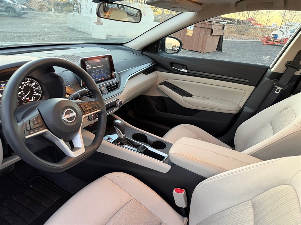 2025 Nissan Altima 2.5 SV