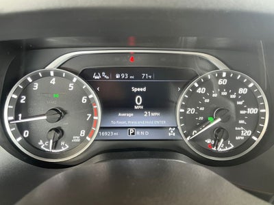 2024 Nissan Titan SV