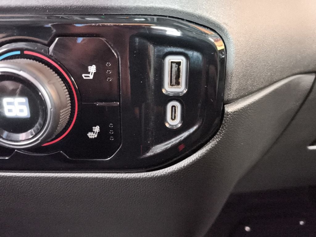 2023 Chevrolet Silverado 1500 LT LT1