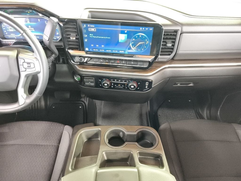 2023 Chevrolet Silverado 1500 LT LT1