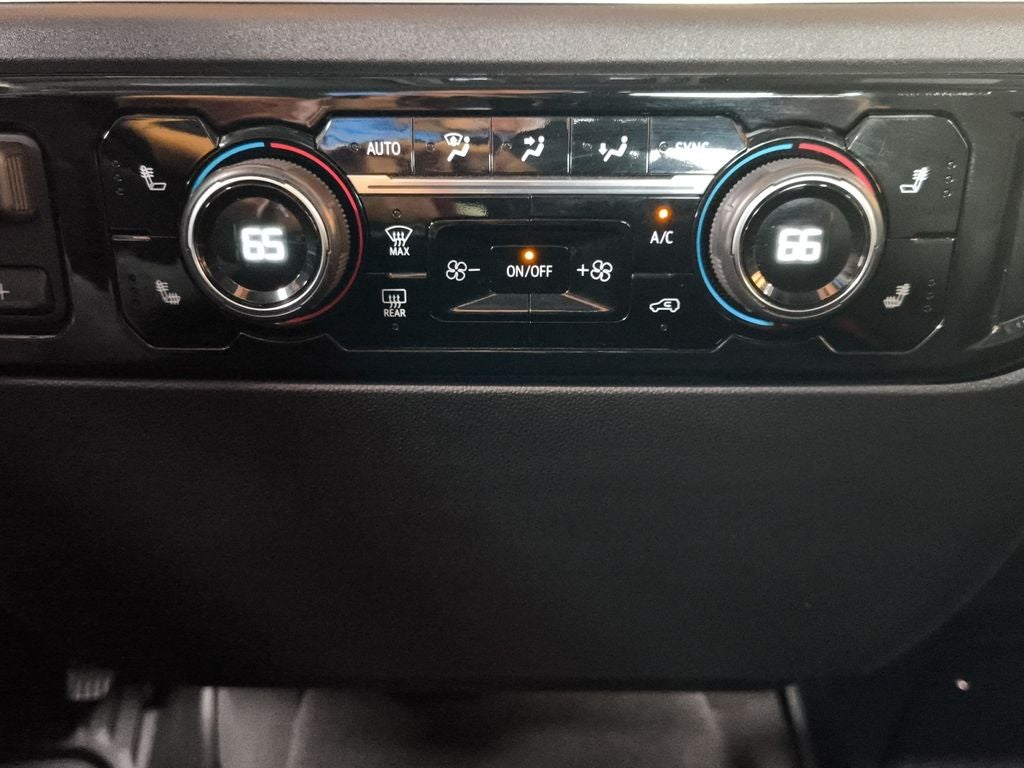 2023 Chevrolet Silverado 1500 LT LT1