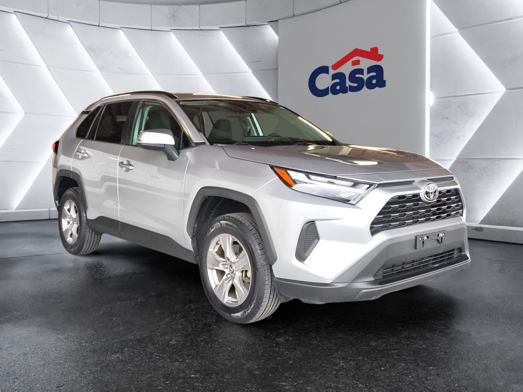 2022 Toyota RAV4 XLE