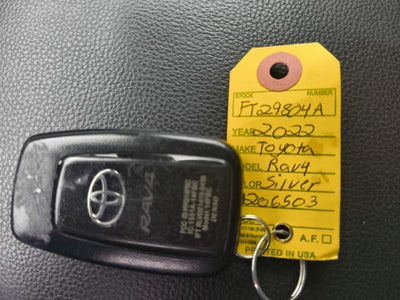 2022 Toyota RAV4 XLE