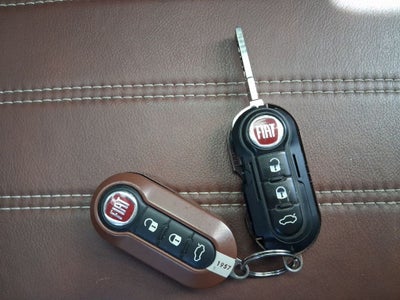 2014 FIAT 500 Lounge