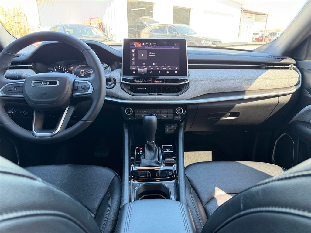 2024 Jeep Compass Latitude Lux