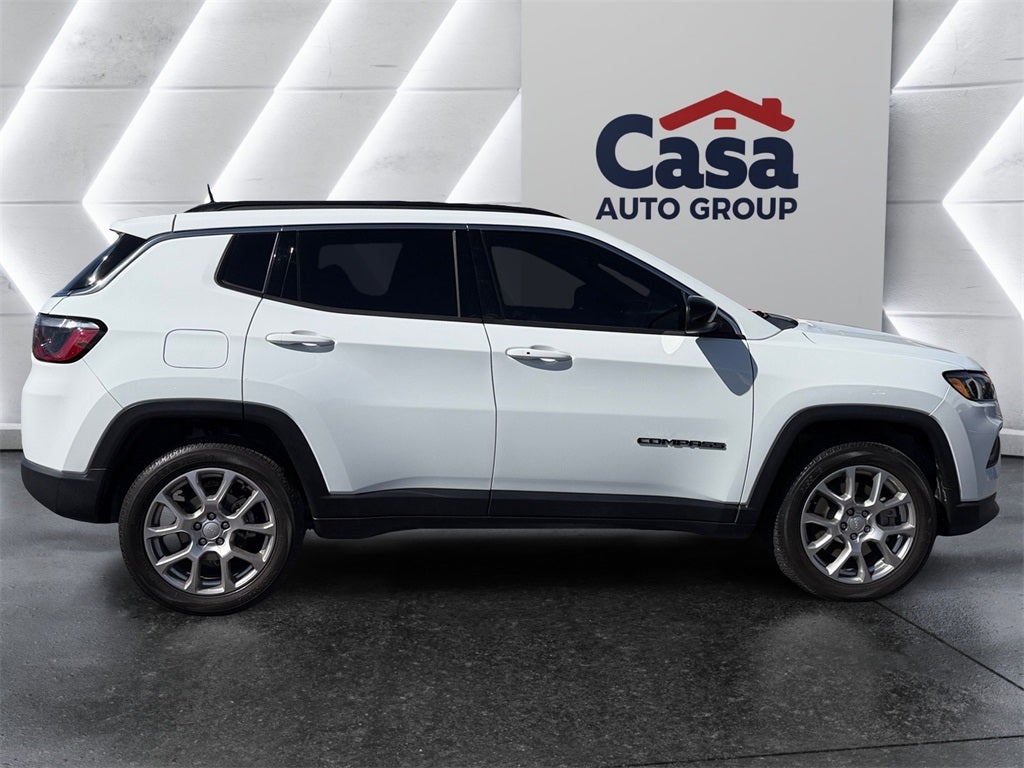 2024 Jeep Compass Latitude Lux